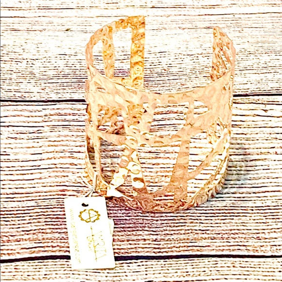 Amrita Singh Jewelry - NWT Women’s Amrita Singh Rose Gold Cuff Bracelet